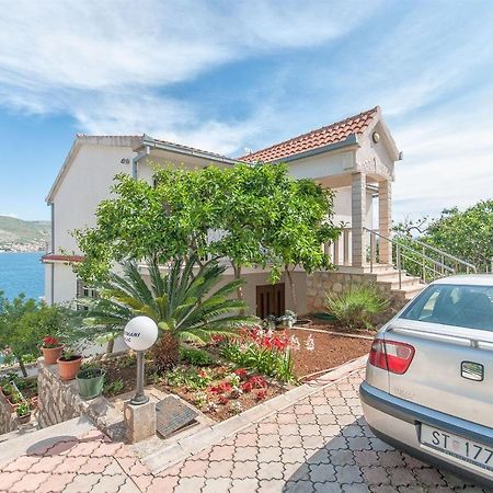 Apartments Natasa Trogir Exterior photo