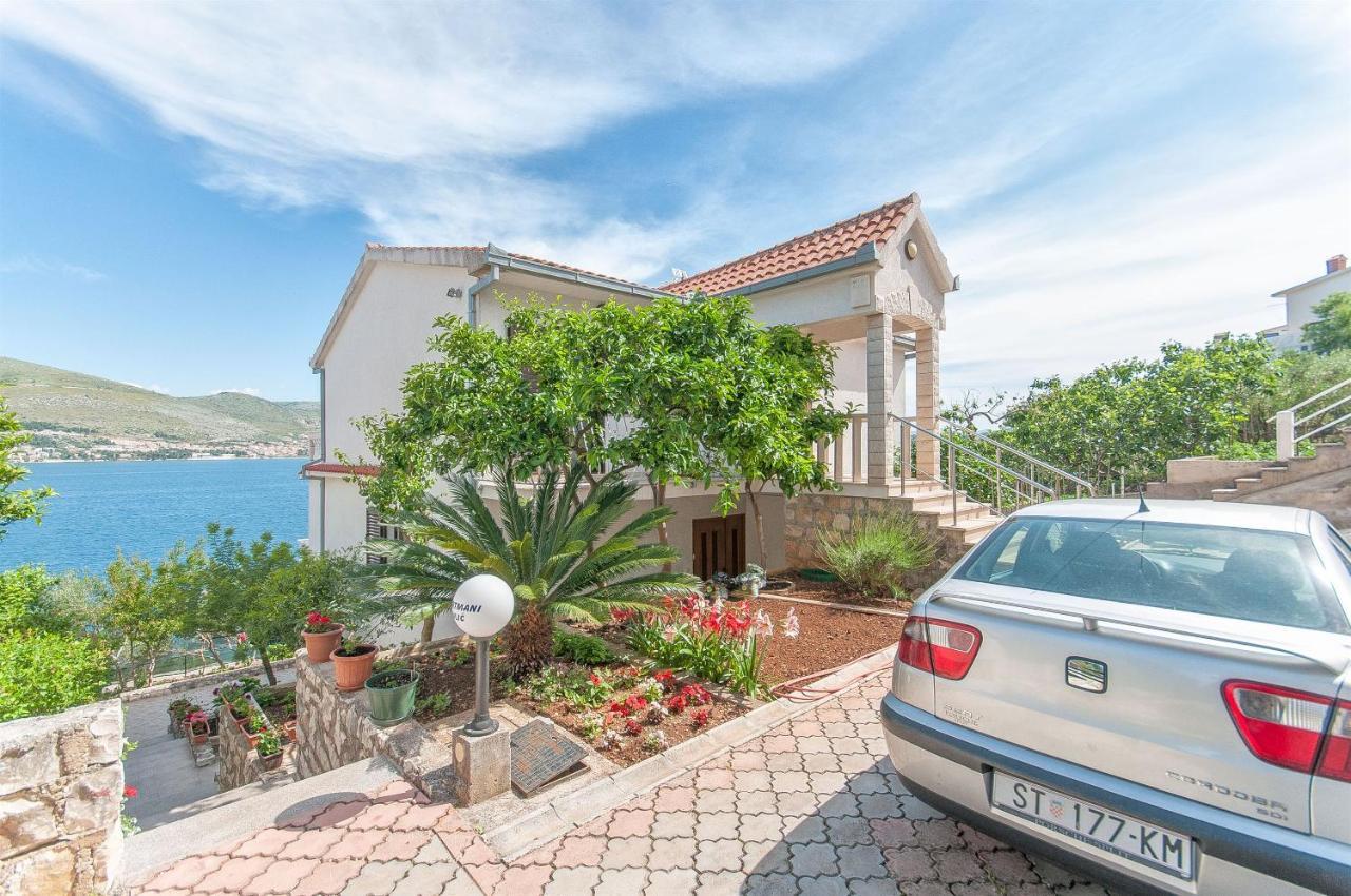 Apartments Natasa Trogir Exterior photo