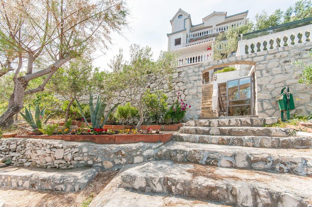 Apartments Natasa Trogir Exterior photo